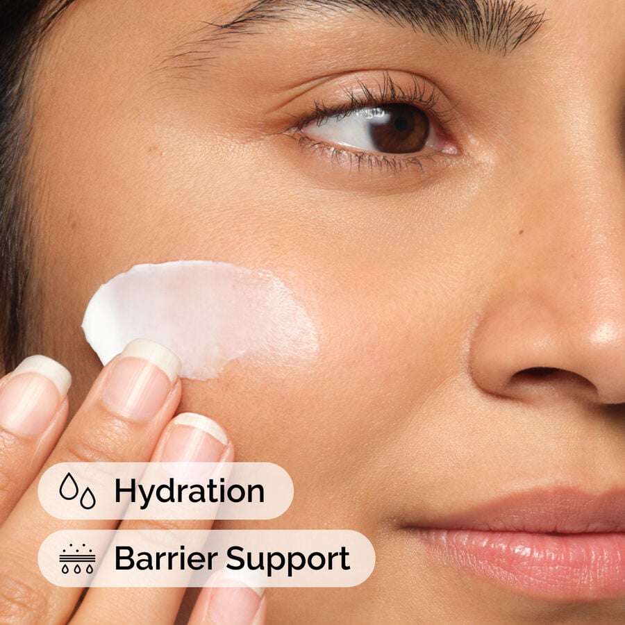 natural-moisturizing-factors-ha-c8 ord-natural-moisturizing-factors-ha-model-application-with-benefits.jpg