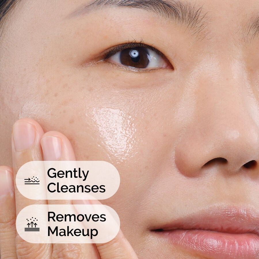 squalane-cleanser-n7 ord-squalane-cleanser-model-application-with-benefits.jpg